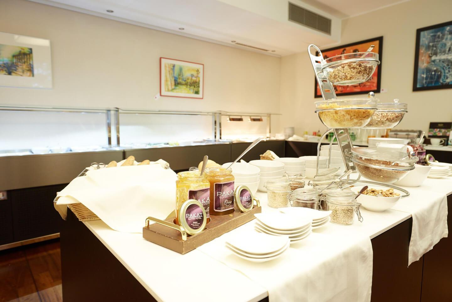 Pakat Suites Wien Exteriör bild