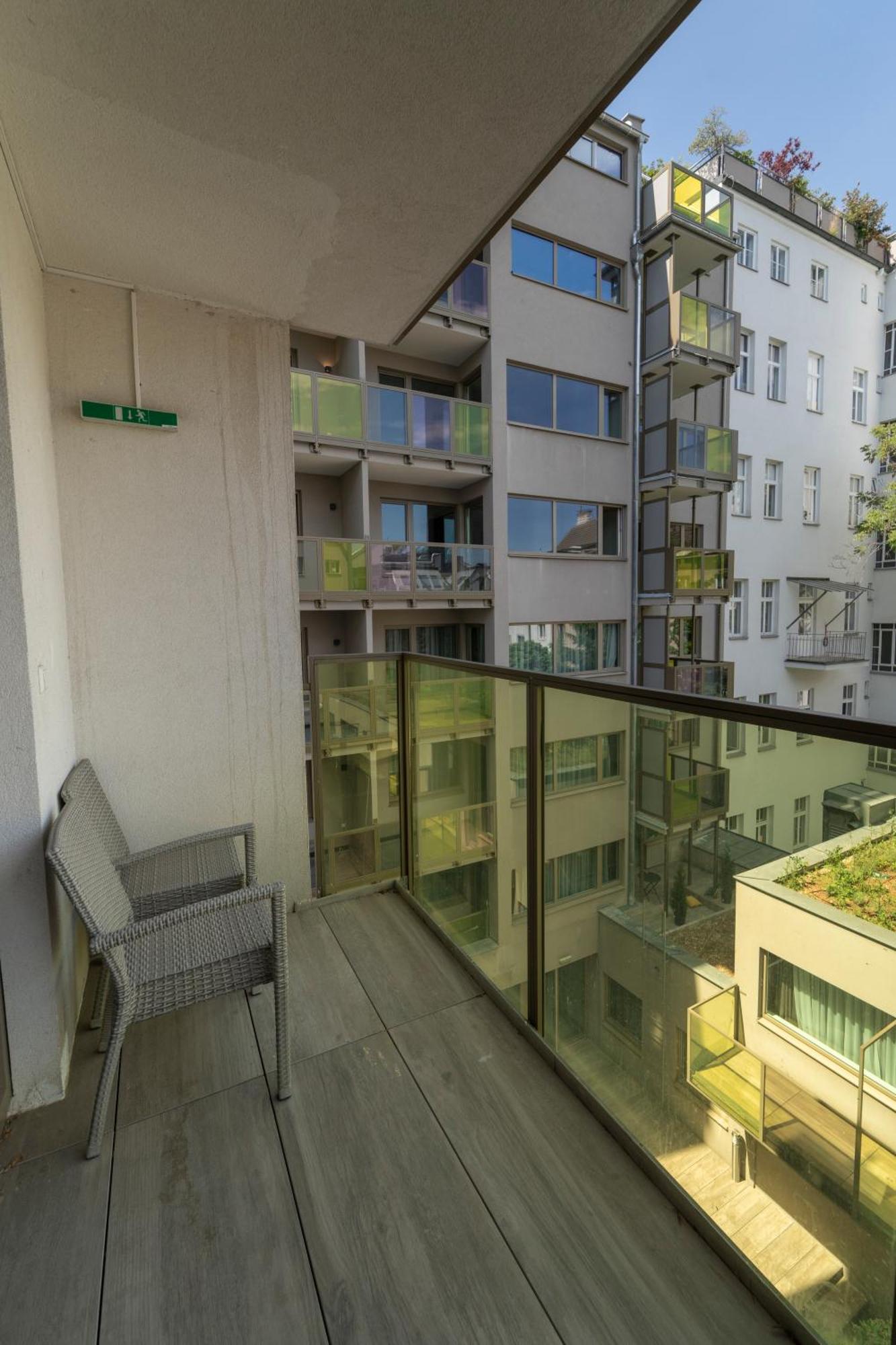 Pakat Suites Wien Exteriör bild