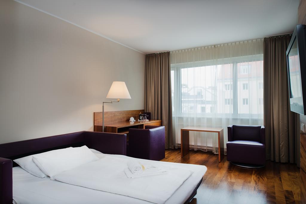 Pakat Suites Wien Exteriör bild